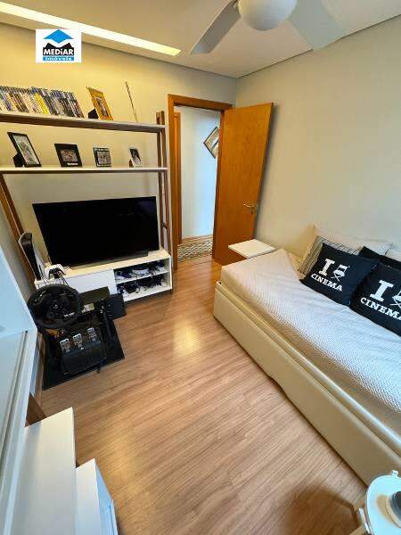 Apartamento à venda com 4 quartos, 127m² - Foto 12