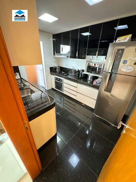 Apartamento à venda com 4 quartos, 127m² - Foto 19