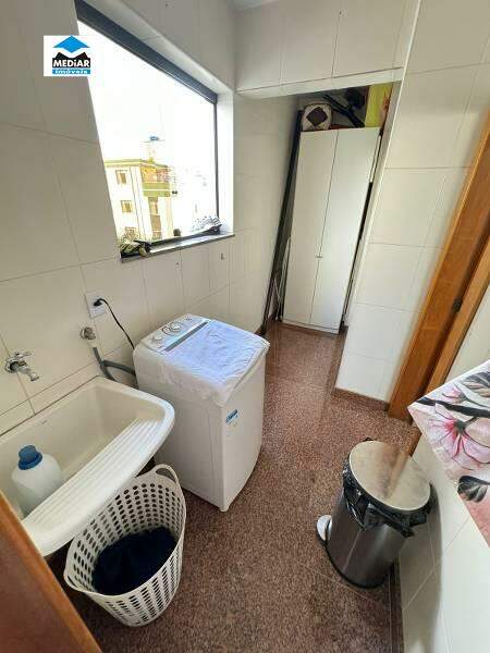 Apartamento à venda com 4 quartos, 140m² - Foto 19