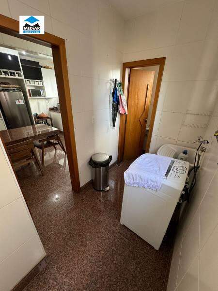 Apartamento à venda com 4 quartos, 140m² - Foto 20