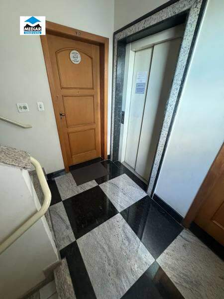 Apartamento à venda com 4 quartos, 140m² - Foto 22