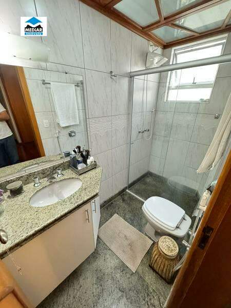 Apartamento à venda com 4 quartos, 140m² - Foto 17