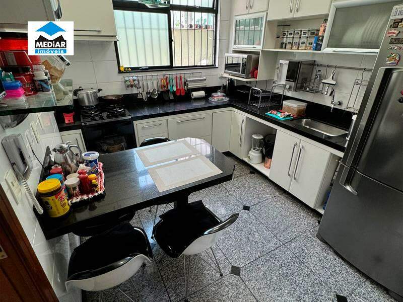 Apartamento à venda com 4 quartos, 169m² - Foto 24