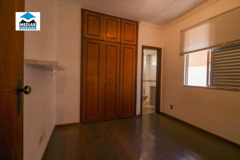 Cobertura à venda com 5 quartos, 270m² - Foto 14