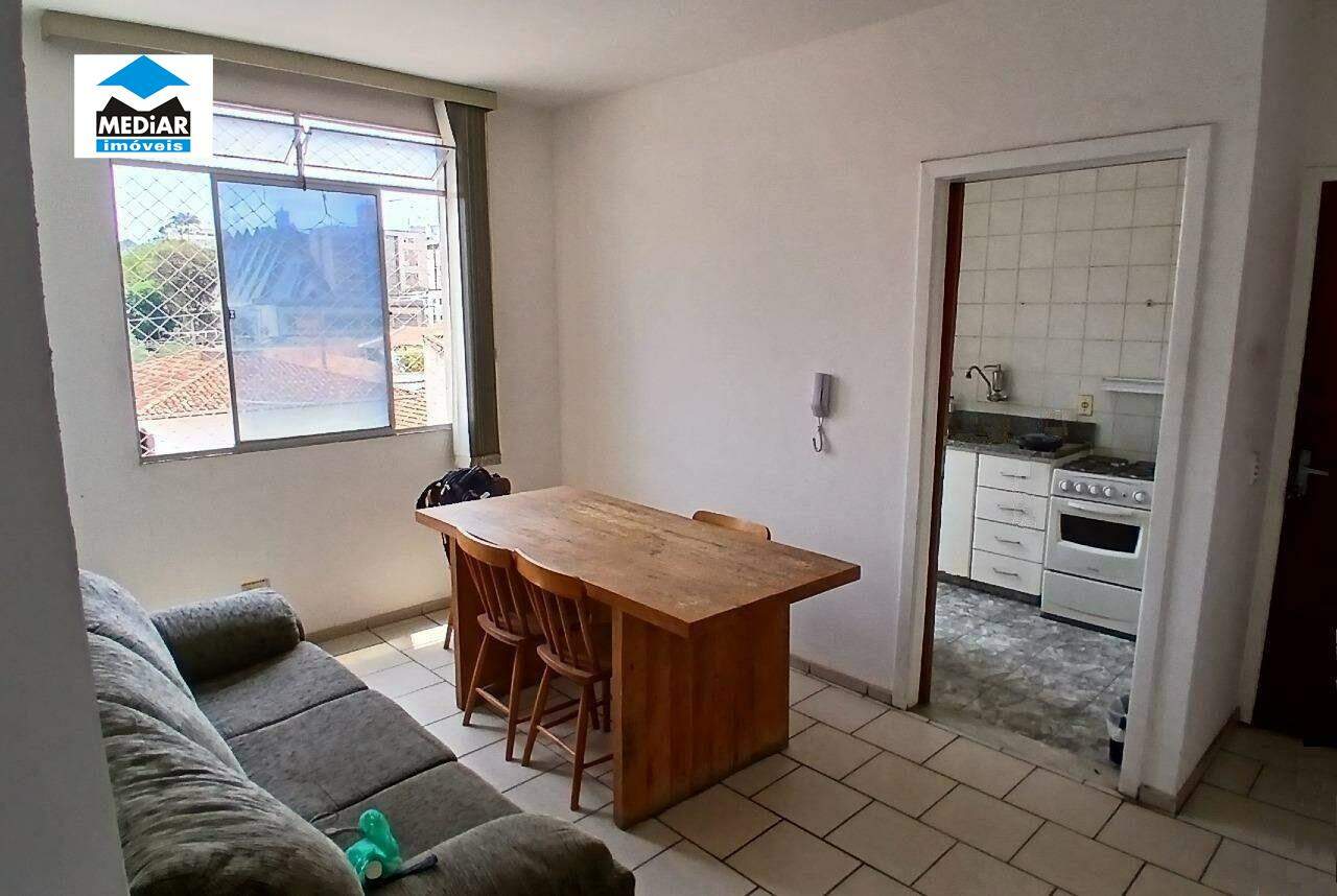 Apartamento à venda com 3 quartos, 93m² - Foto 3