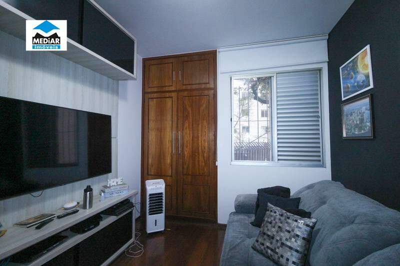 Apartamento à venda com 4 quartos, 139m² - Foto 16