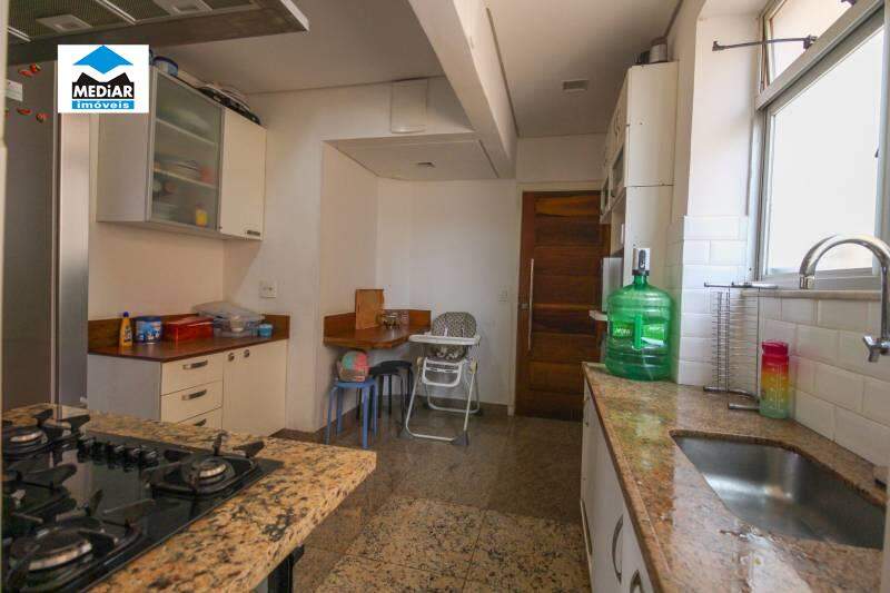 Apartamento à venda com 3 quartos, 86m² - Foto 18