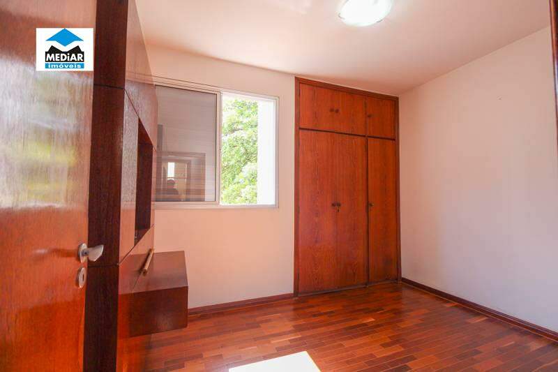 Apartamento à venda com 3 quartos, 150m² - Foto 9