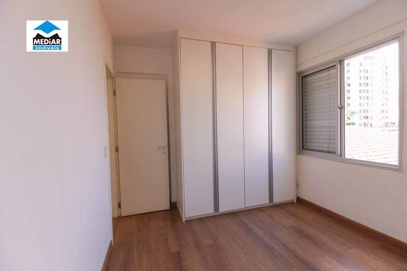 Apartamento à venda com 3 quartos, 145m² - Foto 18