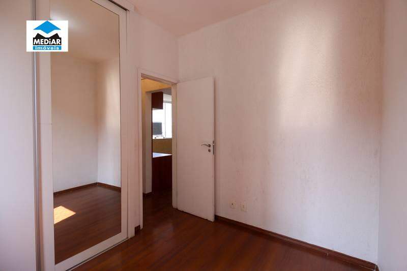 Apartamento à venda com 2 quartos, 70m² - Foto 8