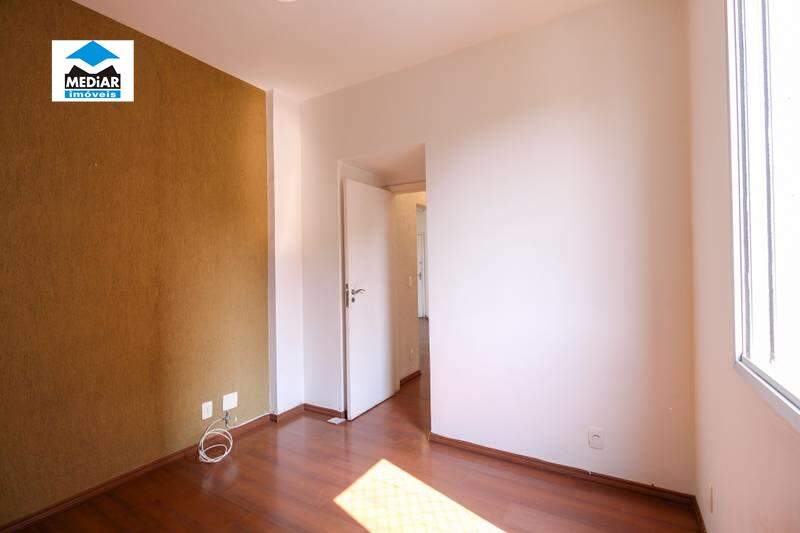 Apartamento à venda com 2 quartos, 70m² - Foto 10