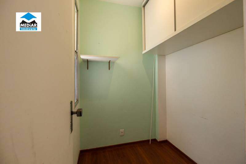 Apartamento à venda com 2 quartos, 70m² - Foto 19