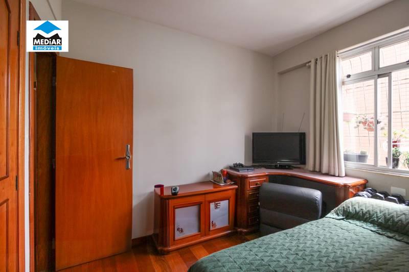 Apartamento à venda com 4 quartos, 110m² - Foto 11