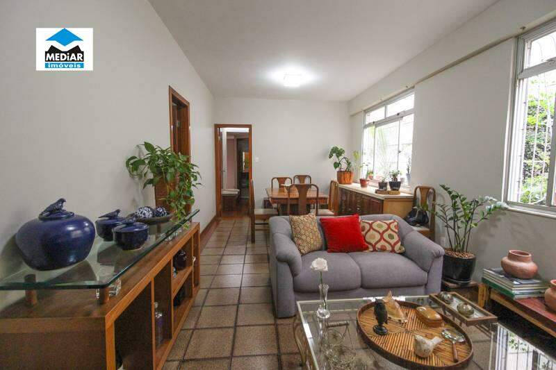 Apartamento à venda com 4 quartos, 110m² - Foto 2