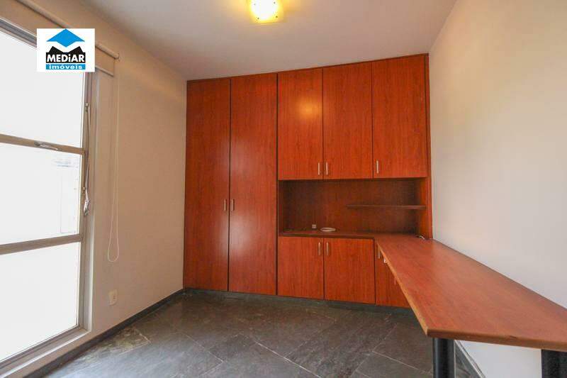 Apartamento à venda com 4 quartos, 180m² - Foto 19