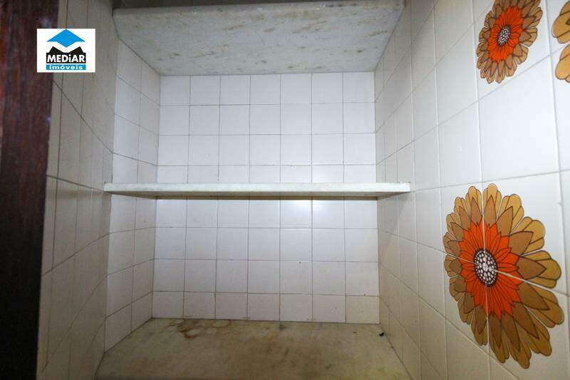 Apartamento à venda com 4 quartos, 180m² - Foto 25