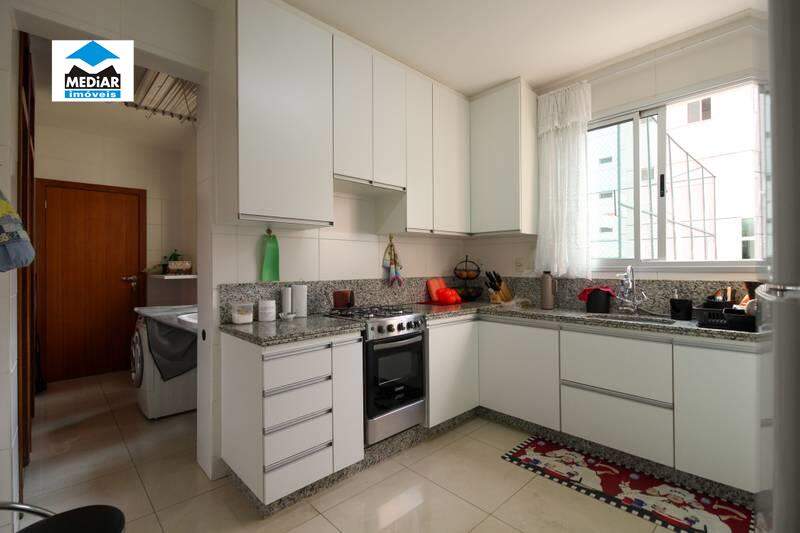 Apartamento à venda com 4 quartos, 130m² - Foto 22