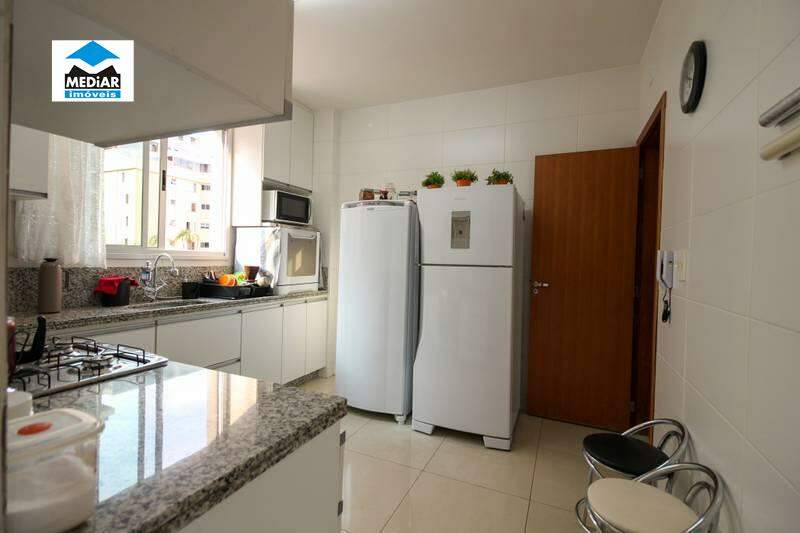 Apartamento à venda com 4 quartos, 130m² - Foto 23