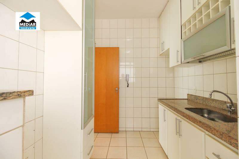 Apartamento à venda com 3 quartos, 60m² - Foto 17