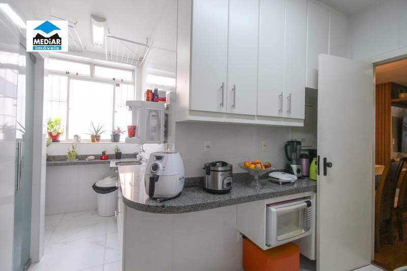 Apartamento à venda com 3 quartos, 100m² - Foto 16