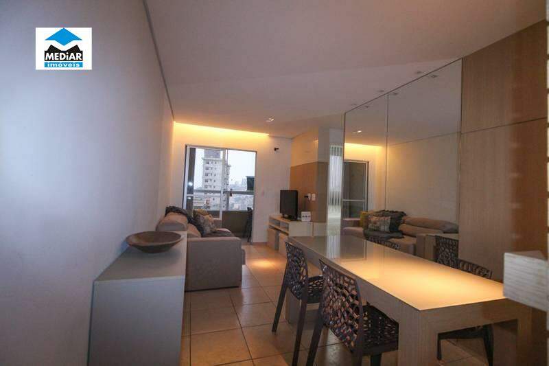 Apartamento à venda com 2 quartos, 58m² - Foto 3