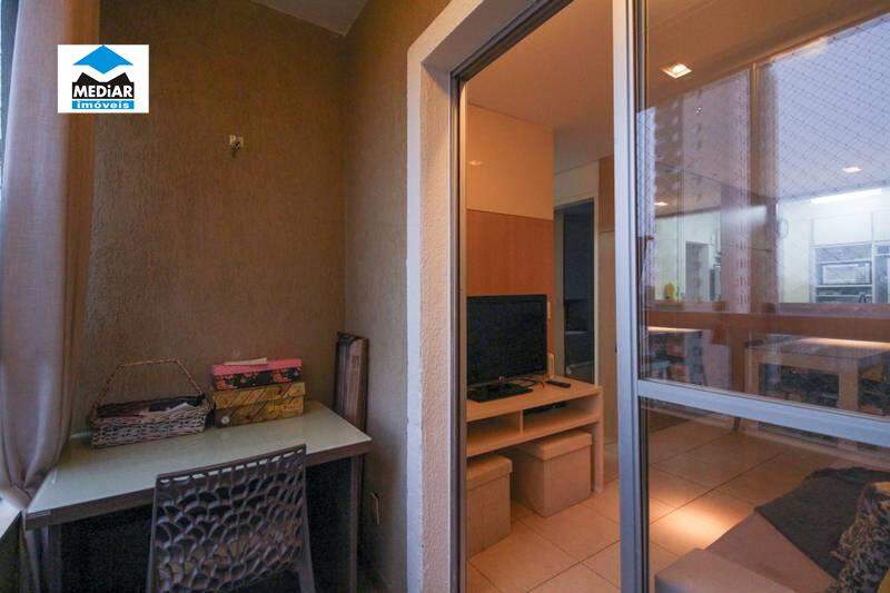 Apartamento à venda com 2 quartos, 58m² - Foto 6