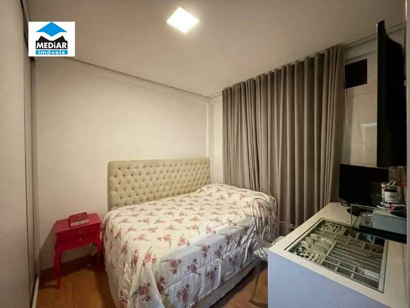 Apartamento à venda com 4 quartos, 126m² - Foto 15