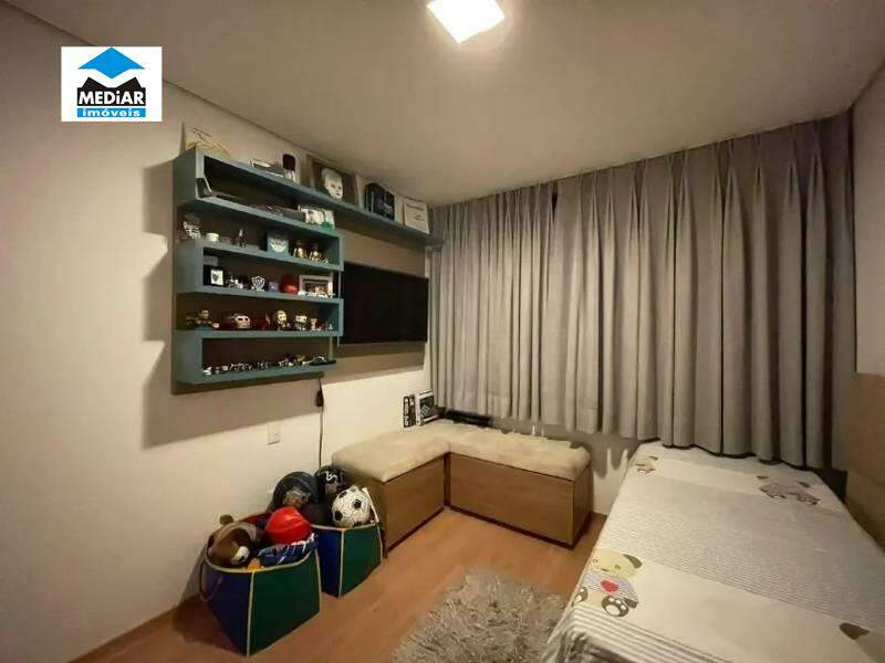 Apartamento à venda com 4 quartos, 126m² - Foto 18