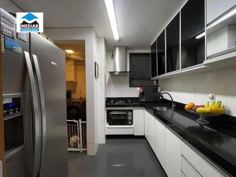 Apartamento à venda com 4 quartos, 126m² - Foto 23