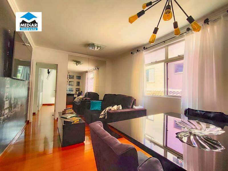 Apartamento à venda com 3 quartos, 84m² - Foto 1