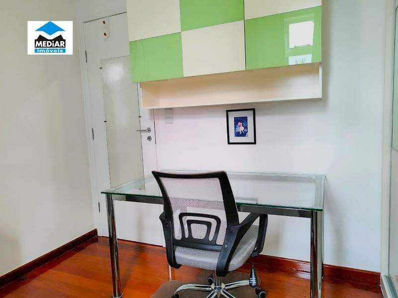 Apartamento à venda com 3 quartos, 84m² - Foto 17