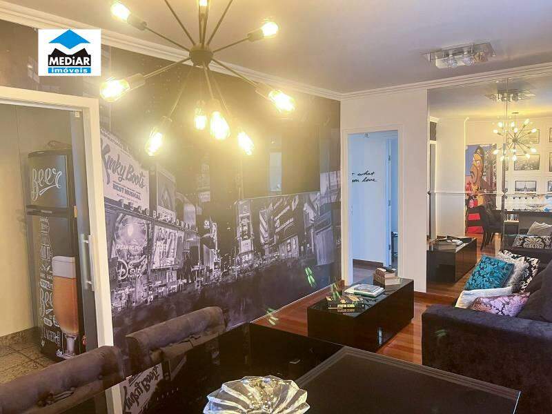 Apartamento à venda com 3 quartos, 84m² - Foto 4