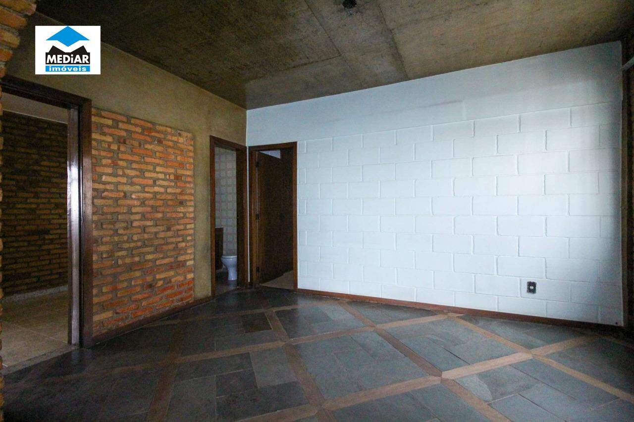 Apartamento à venda com 4 quartos, 200m² - Foto 3