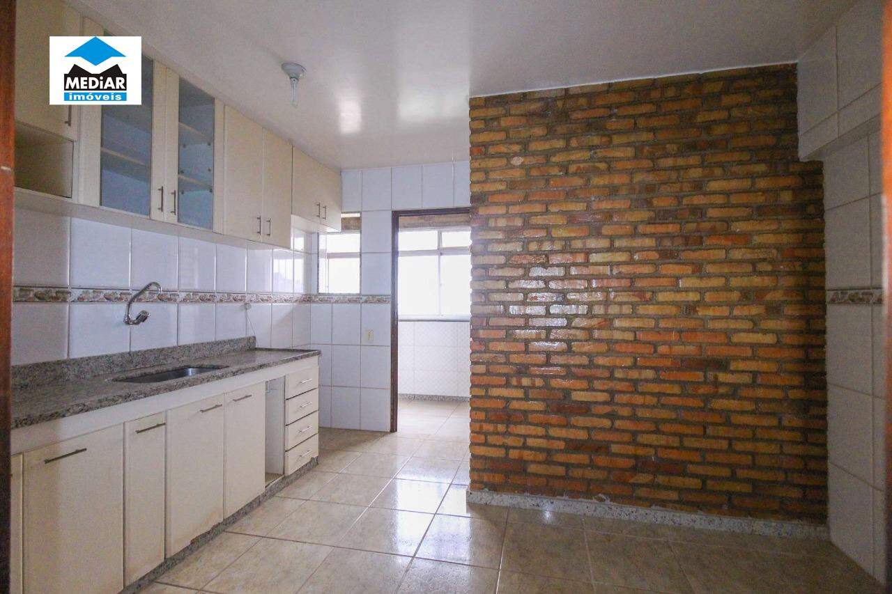 Apartamento à venda com 4 quartos, 200m² - Foto 18