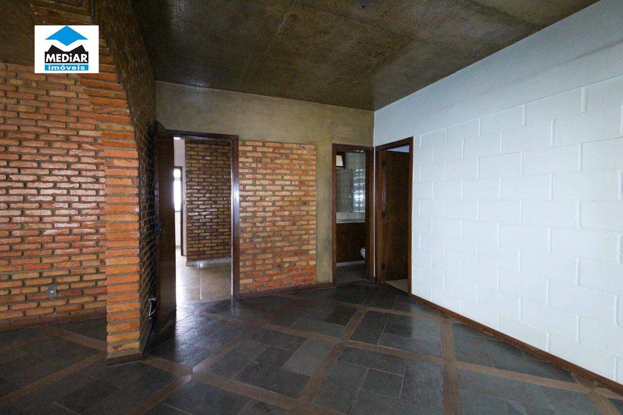 Apartamento à venda com 4 quartos, 200m² - Foto 17