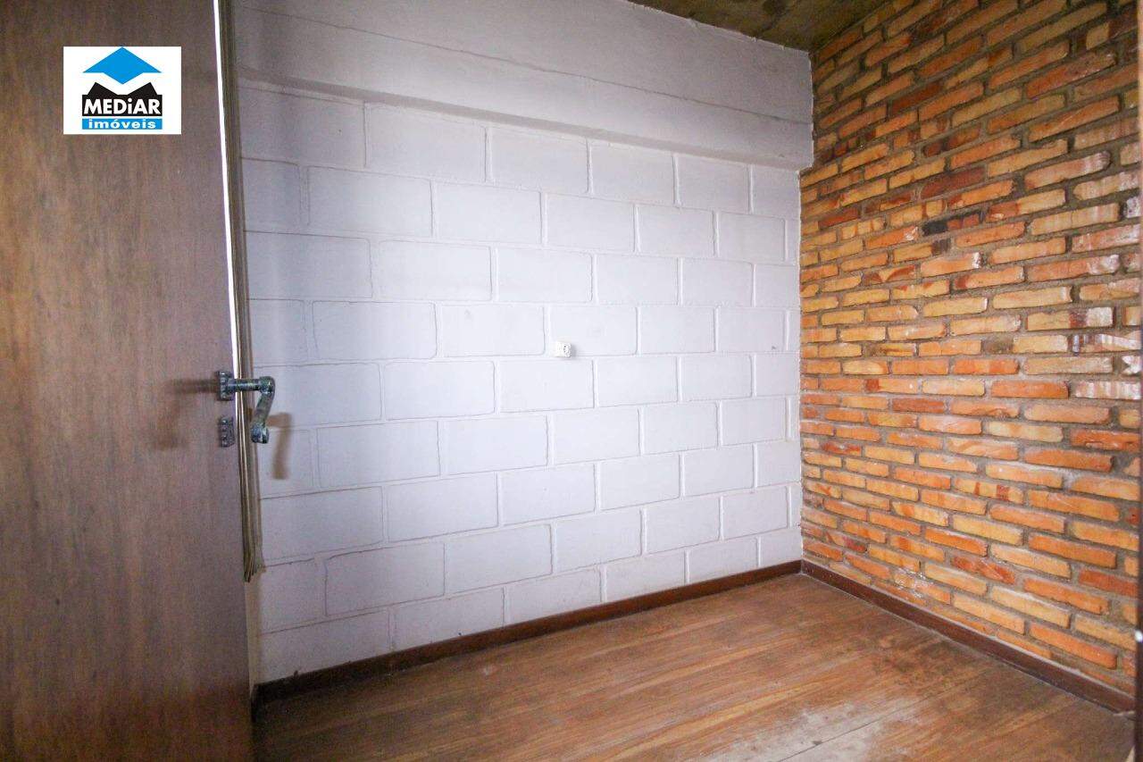 Apartamento à venda com 4 quartos, 200m² - Foto 13