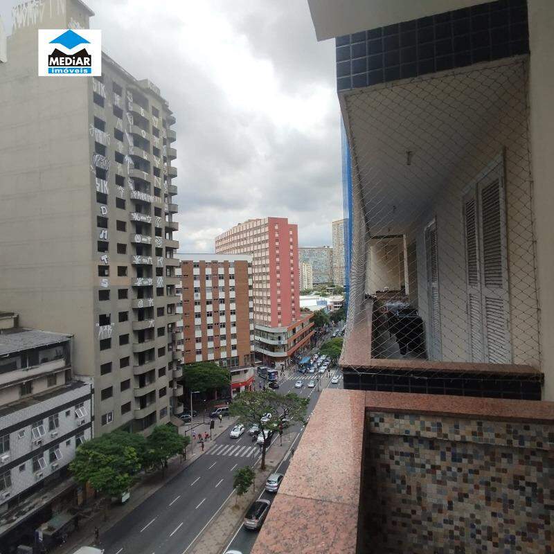 Apartamento à venda com 3 quartos, 108m² - Foto 10