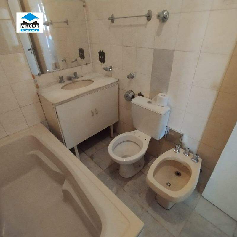 Apartamento à venda com 3 quartos, 108m² - Foto 11