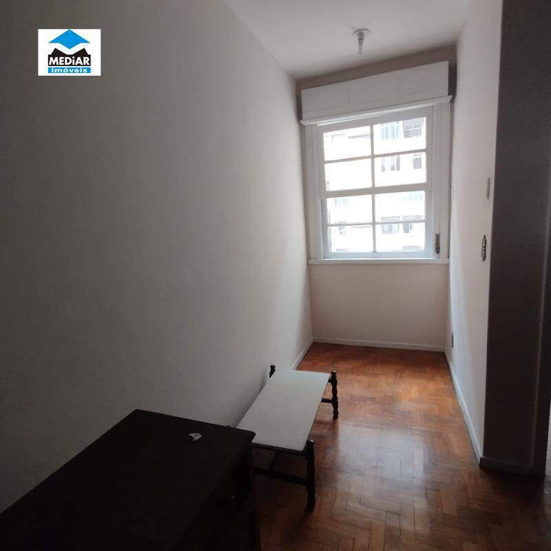 Apartamento à venda com 3 quartos, 108m² - Foto 4