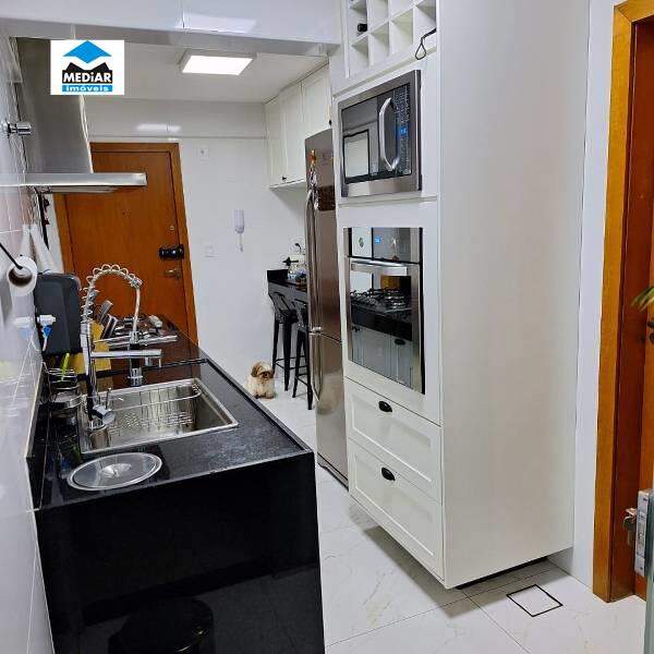 Apartamento à venda com 3 quartos, 115m² - Foto 11