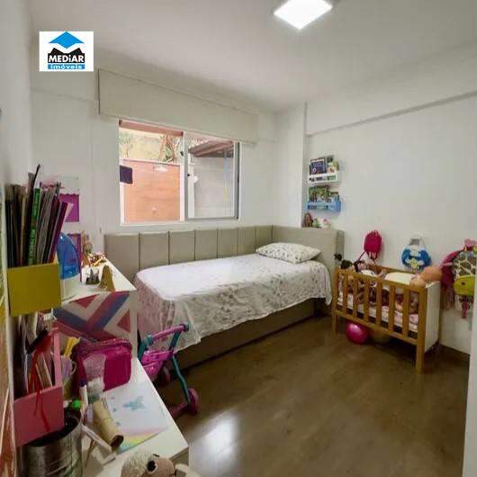 Apartamento à venda com 3 quartos, 115m² - Foto 3