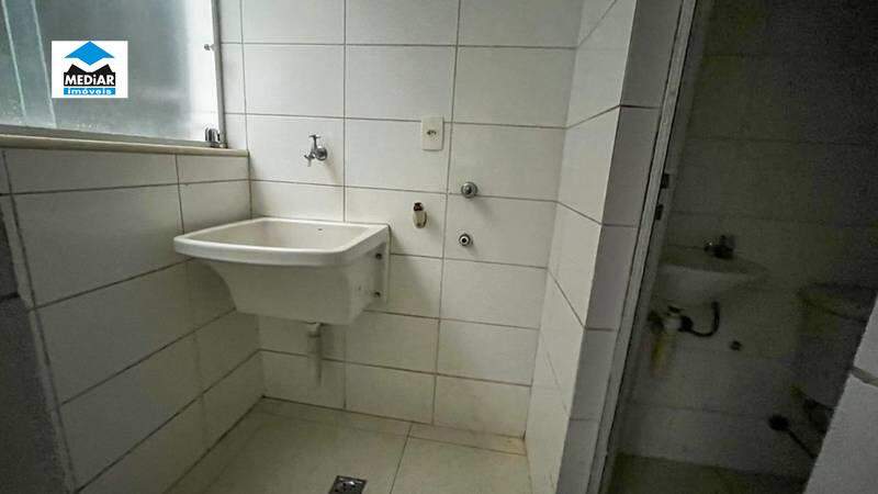 Apartamento à venda com 2 quartos, 70m² - Foto 10