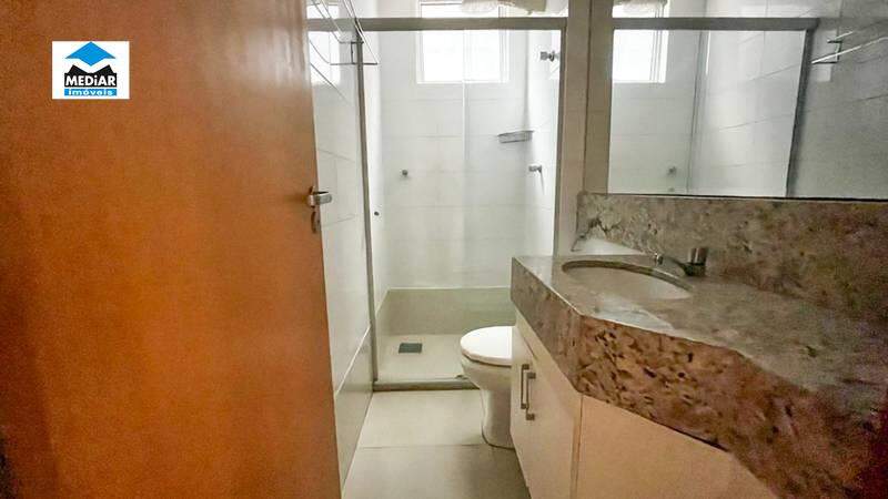 Apartamento à venda com 2 quartos, 70m² - Foto 15