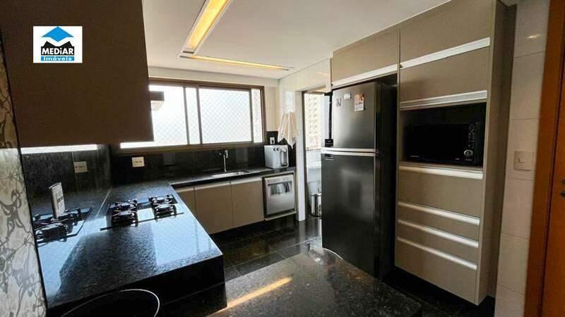 Apartamento à venda com 3 quartos, 102m² - Foto 21