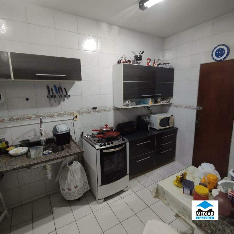 Apartamento à venda com 2 quartos, 65m² - Foto 10