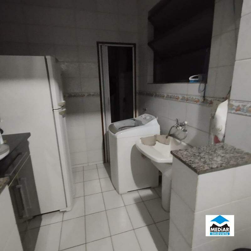 Apartamento à venda com 2 quartos, 65m² - Foto 11