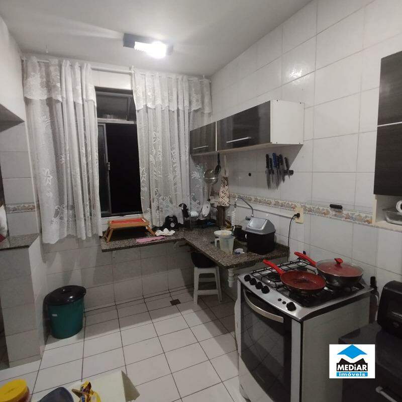 Apartamento à venda com 2 quartos, 65m² - Foto 9