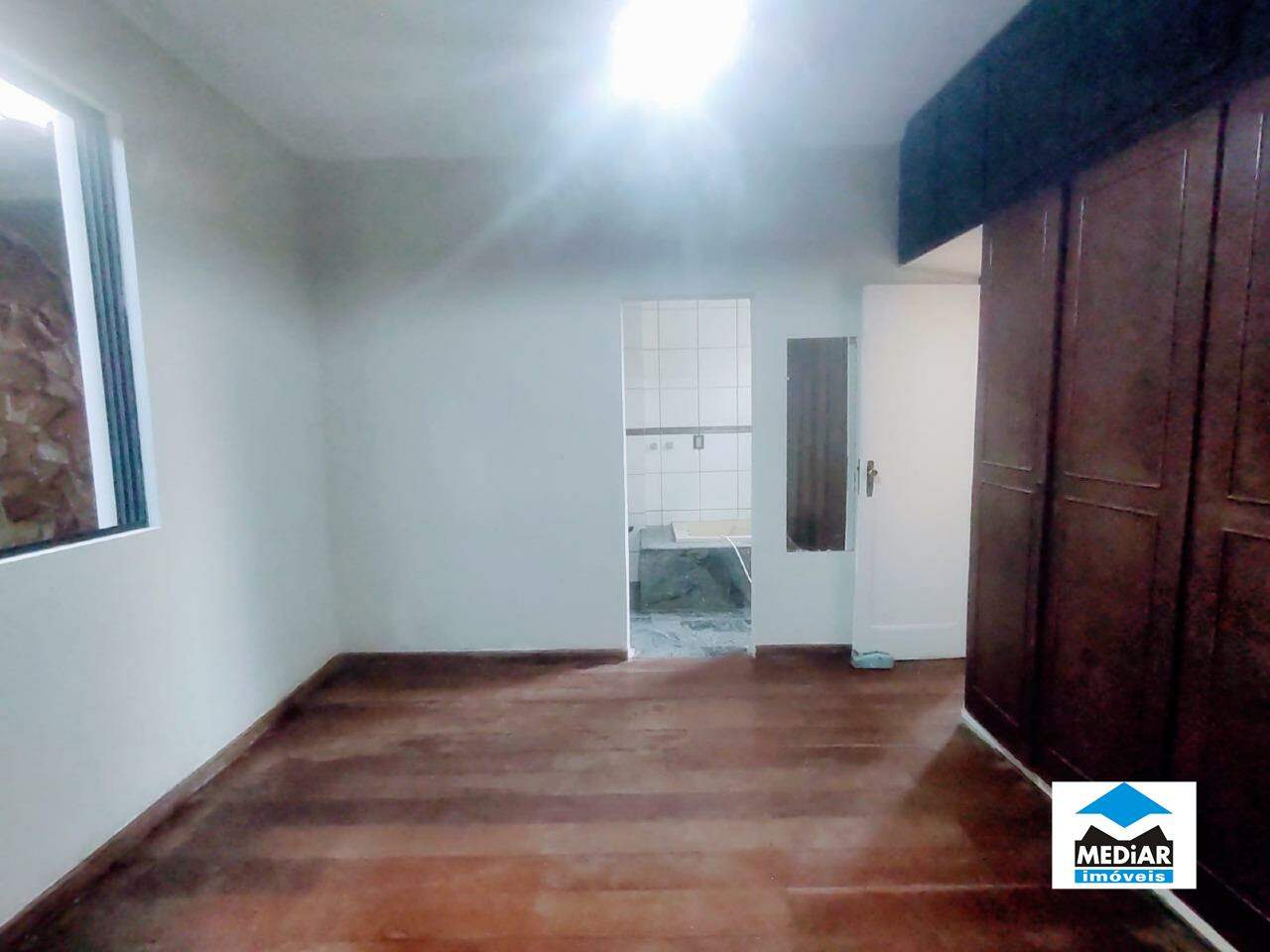 Apartamento para alugar com 3 quartos, 120m² - Foto 15