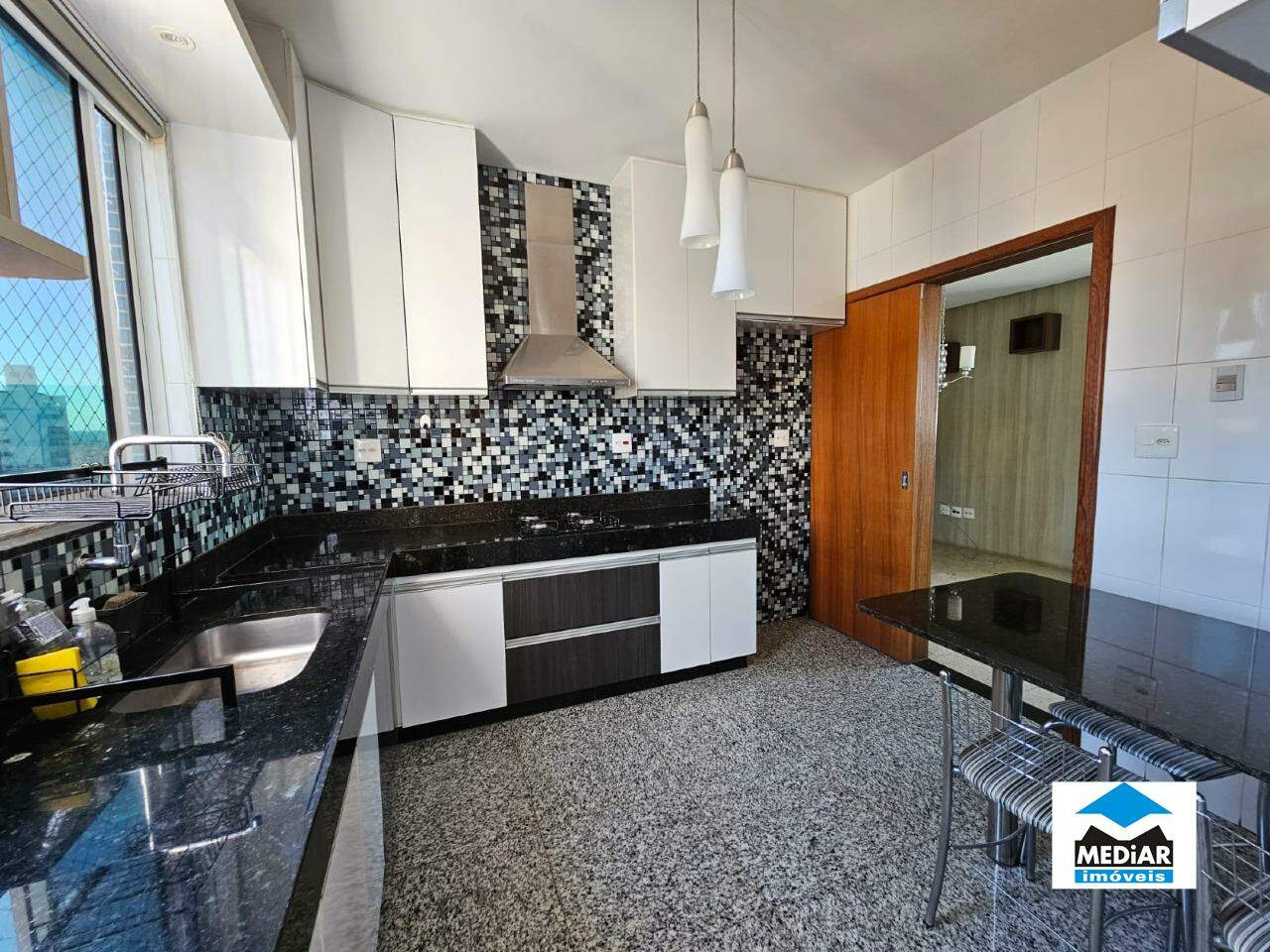 Apartamento à venda com 3 quartos, 87m² - Foto 5