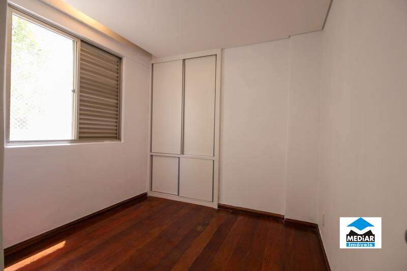 Apartamento à venda com 3 quartos, 119m² - Foto 17